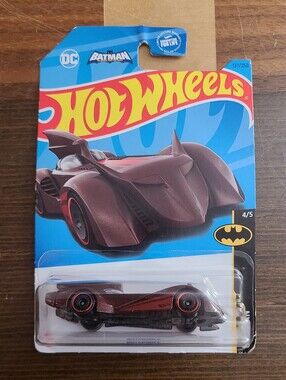 Hot Wheels DC Comics Batman Movie Batmobile (Red) 137/250
